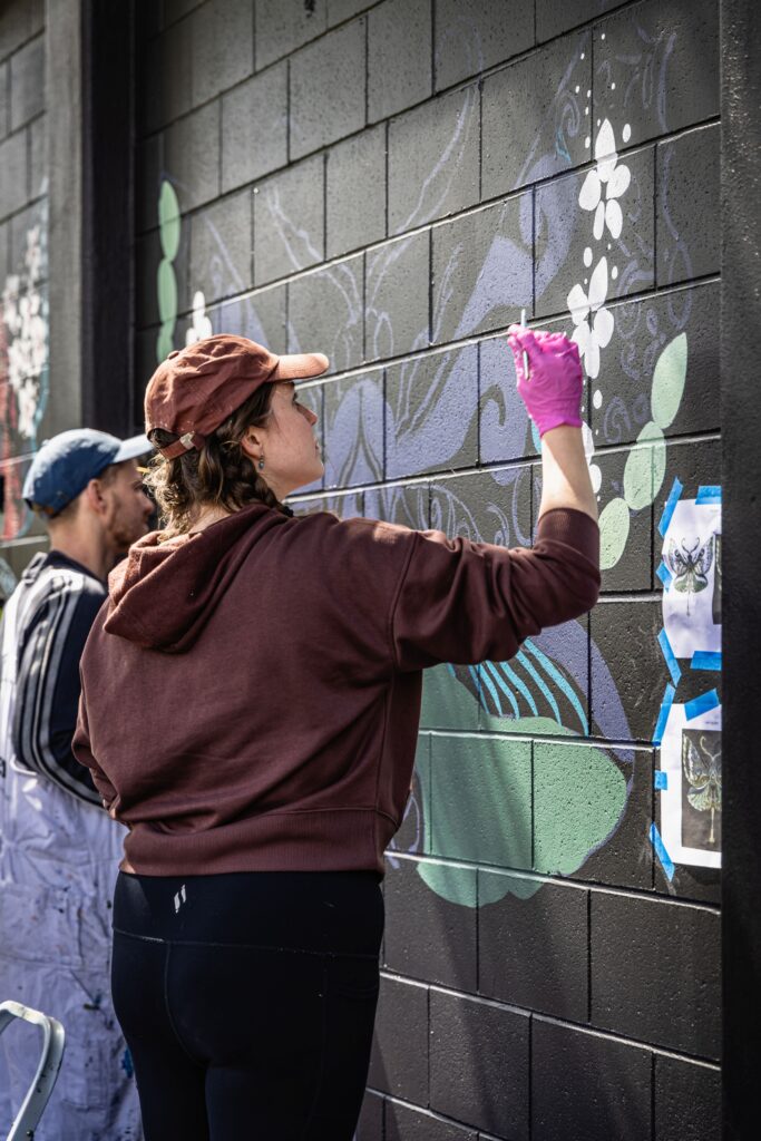 2025 Graffiato Murals (artists At Work) That Green Olive 70 Small